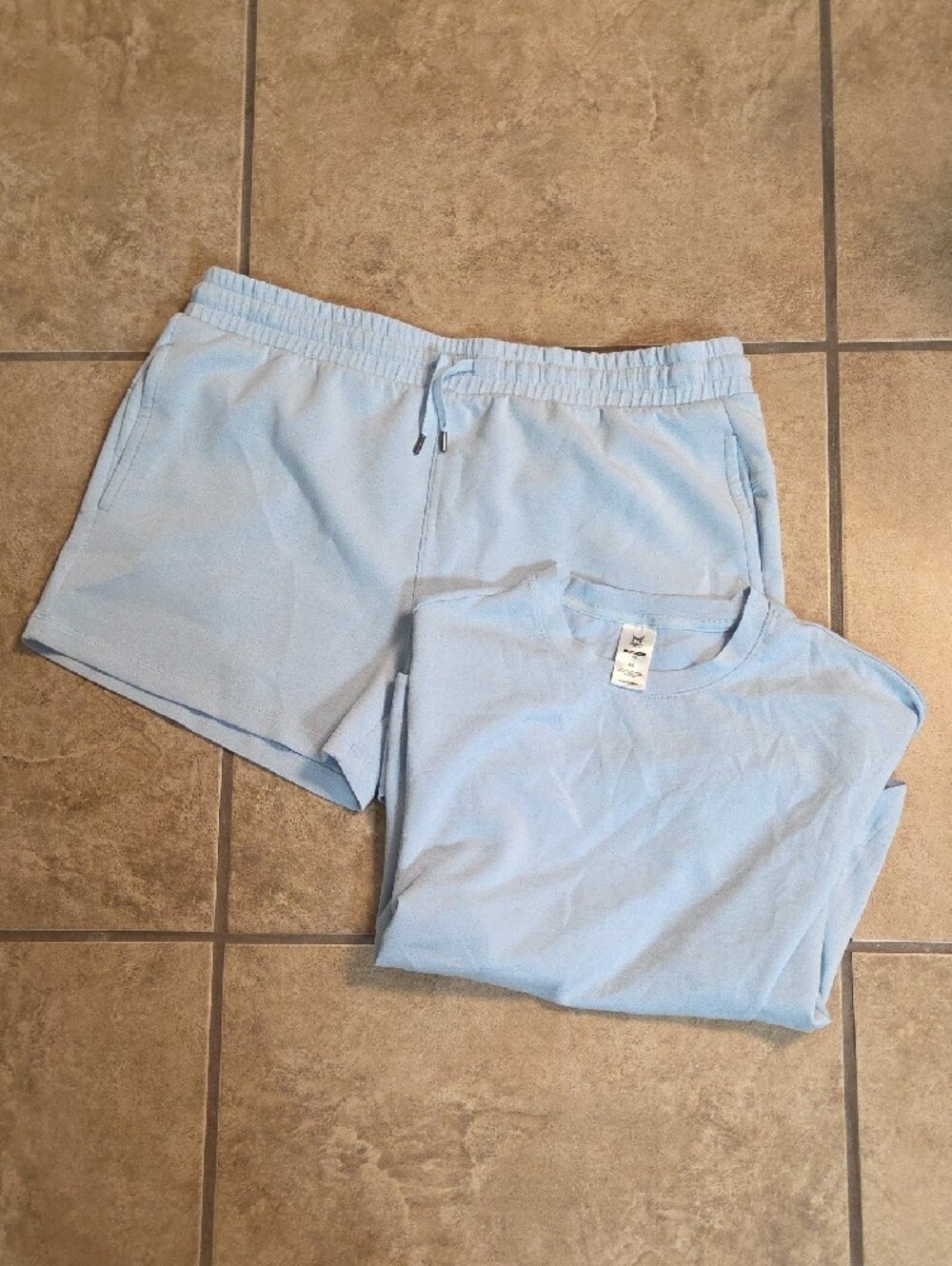 Light Blue Set - Picture 2 of 3